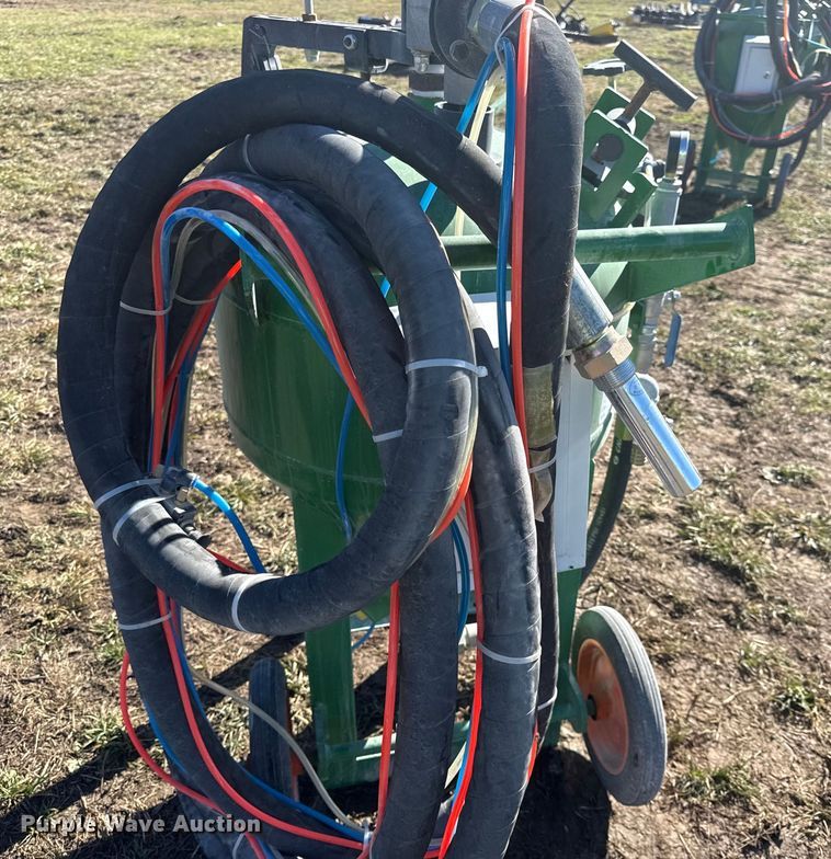 image for item EN0075 Dustless blasting pot