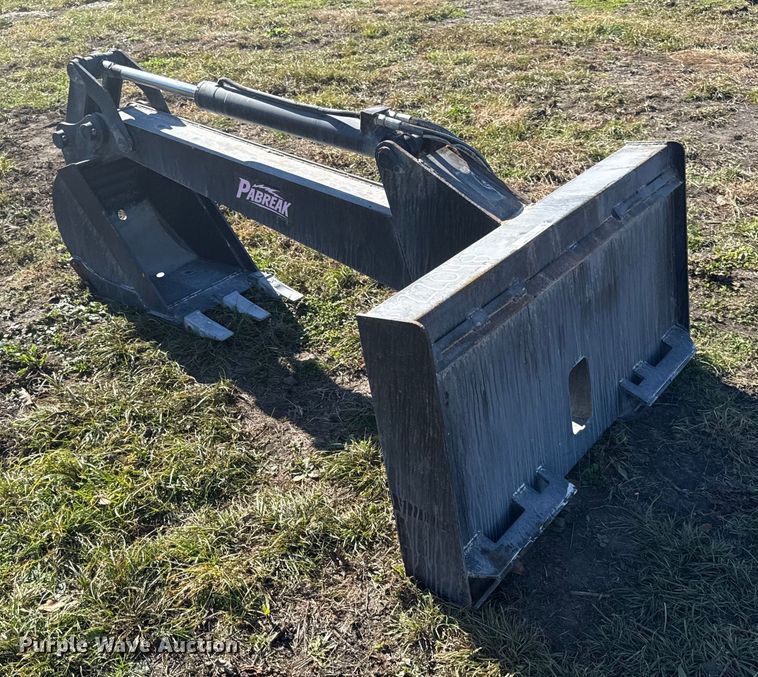 image for item EN0078 Pabreak skid steer backhoe