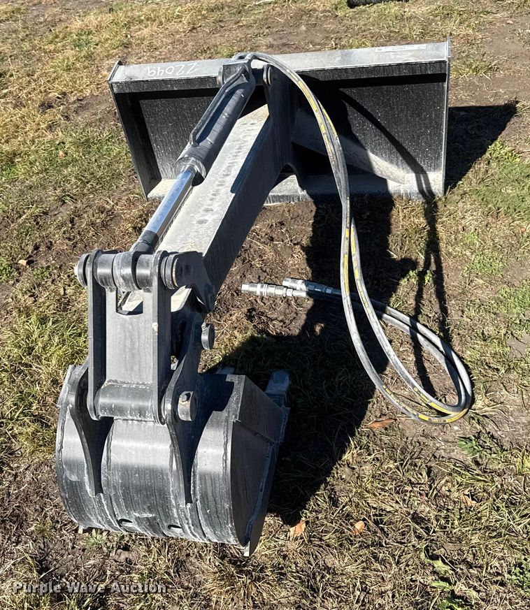 image for item EN0079 Pabreak skid steer backhoe