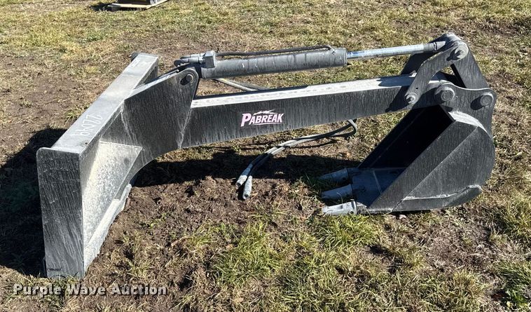 image for item EN0079 Pabreak skid steer backhoe
