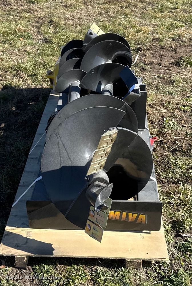 image for item EN0084 Miva skid steer auger