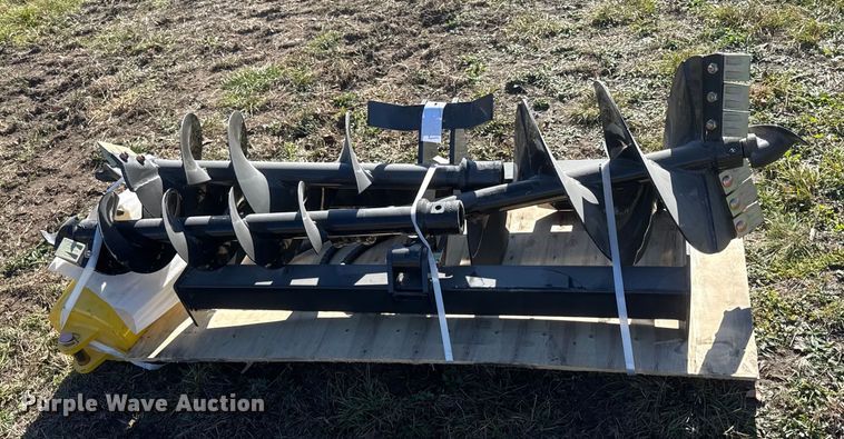 image for item EN0084 Miva skid steer auger