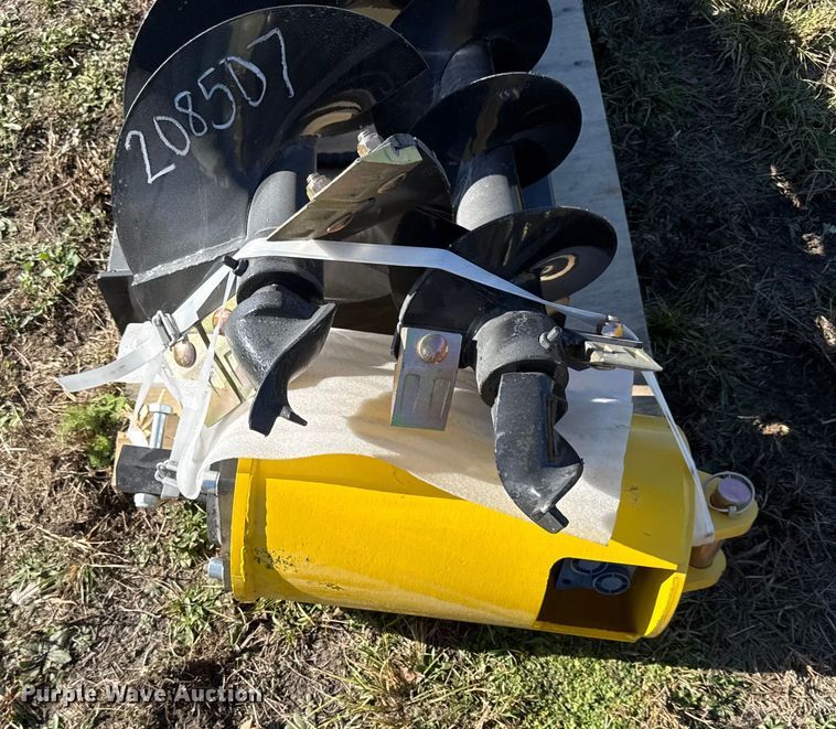 image for item EN0084 Miva skid steer auger