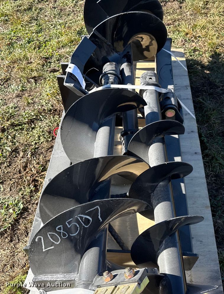 image for item EN0084 Miva skid steer auger