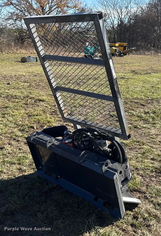 image for item EN0088 LandHonor skid steer winch