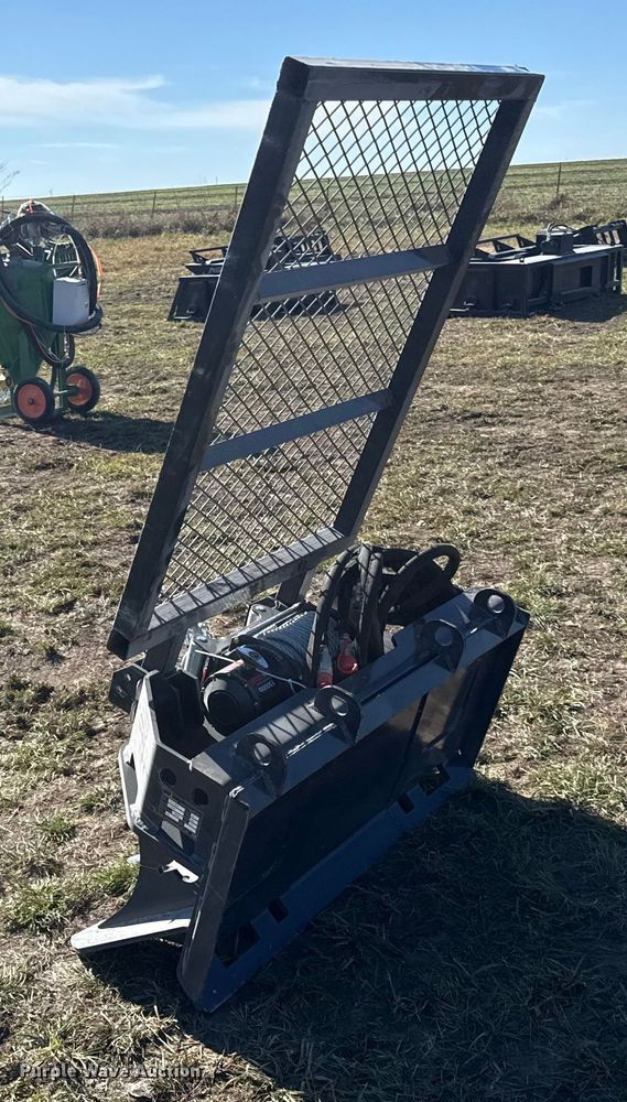 image for item EN0088 LandHonor skid steer winch