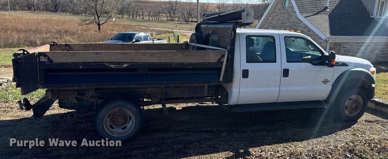 image for item EN0093 2015 Ford F550 Crew Cab dump truck