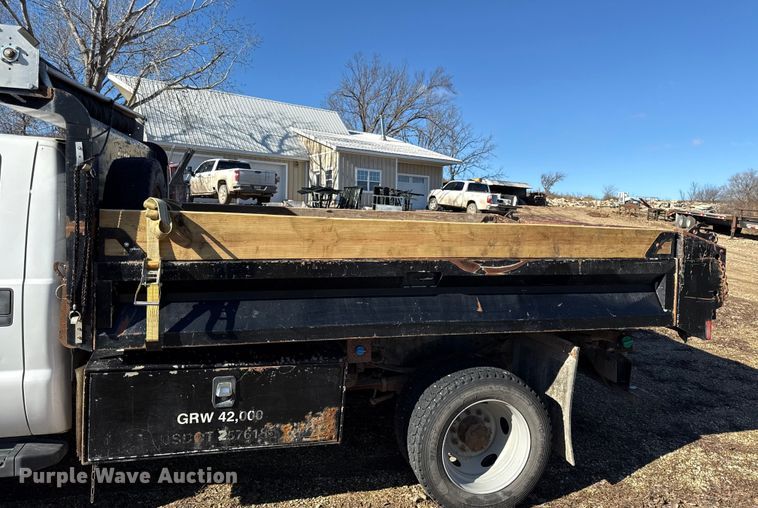 image for item EN0093 2015 Ford F550 Crew Cab dump truck