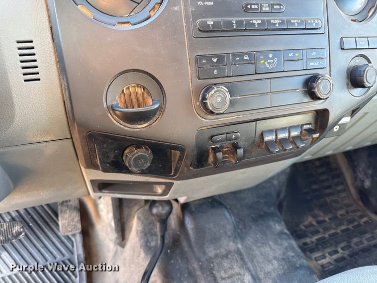 image for item EN0093 2015 Ford F550 Crew Cab dump truck