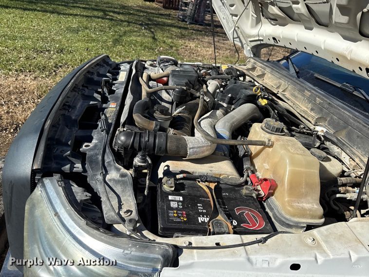 image for item EN0093 2015 Ford F550 Crew Cab dump truck