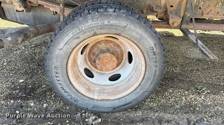 image for item EN0093 2015 Ford F550 Crew Cab dump truck