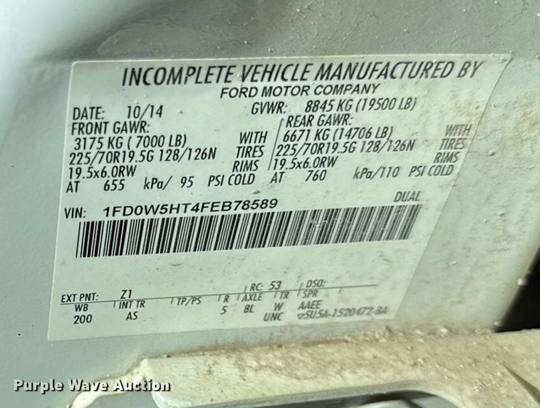 image for item EN0093 2015 Ford F550 Crew Cab dump truck