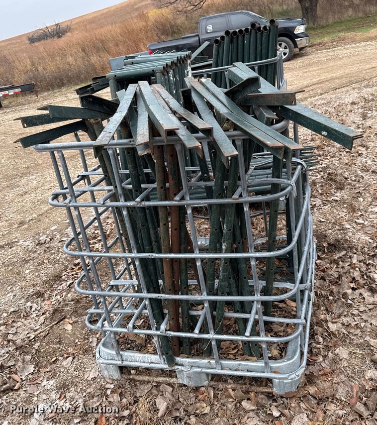 image for item EN0095 Veneer scaffolding