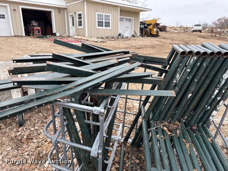 image for item EN0095 Veneer scaffolding