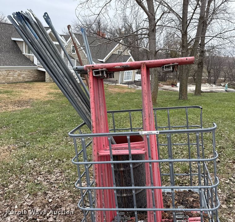 image for item EN0096 Scaffolding