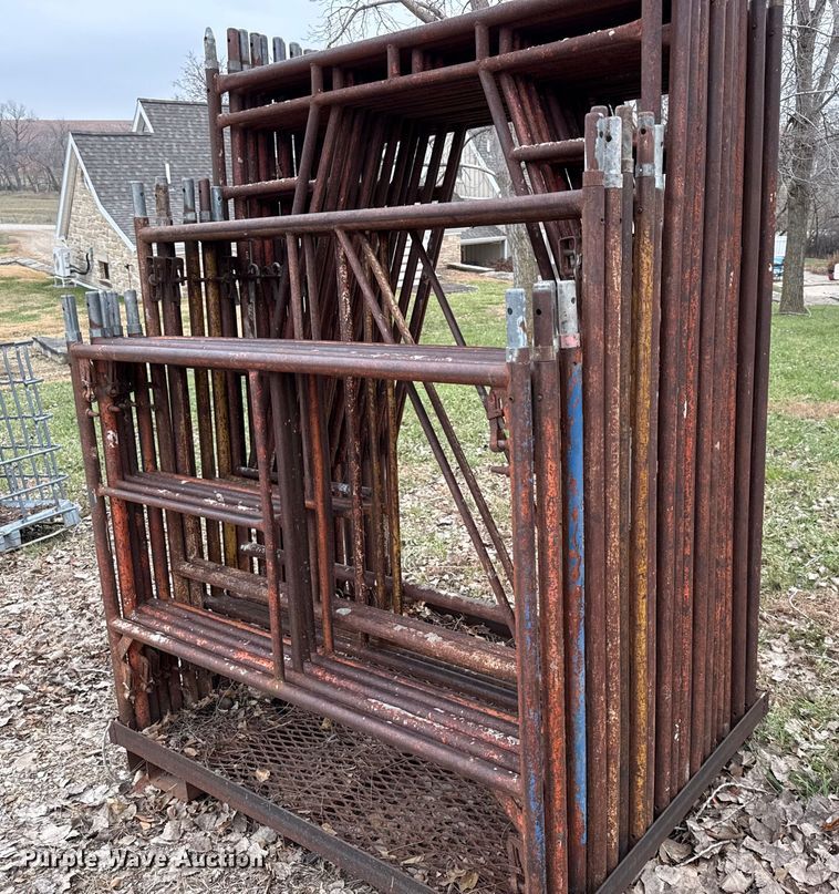 image for item EN0096 Scaffolding