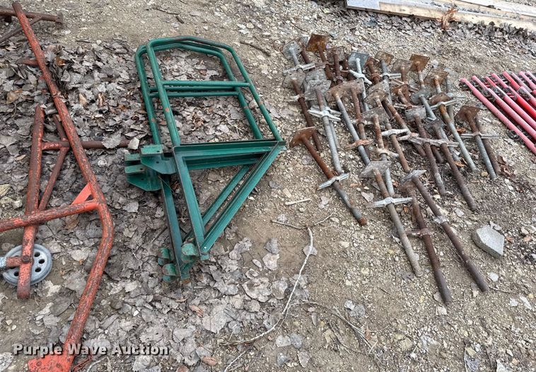 image for item EN0096 Scaffolding