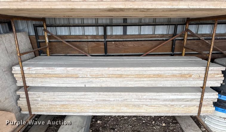 image for item EN0096 Scaffolding