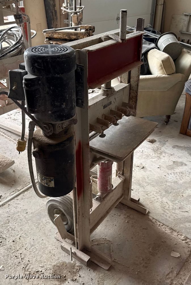 image for item EN0098 Parker  stone splitter