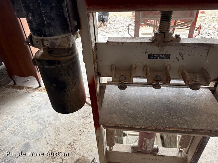 image for item EN0098 Parker  stone splitter