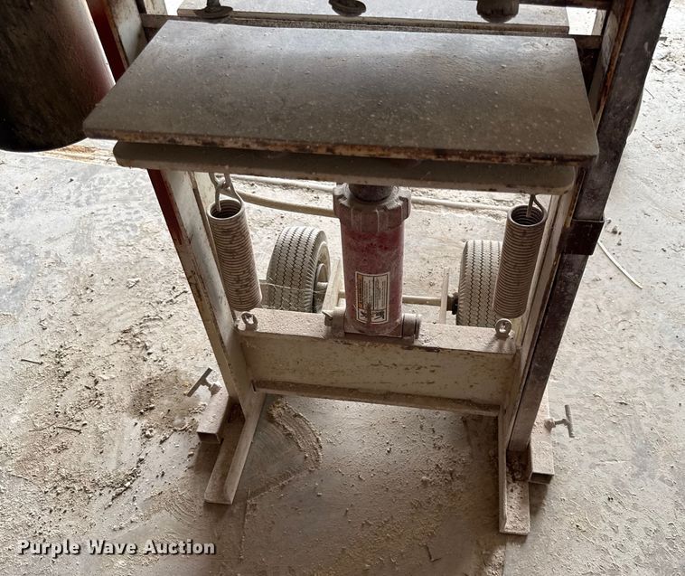 image for item EN0098 Parker  stone splitter