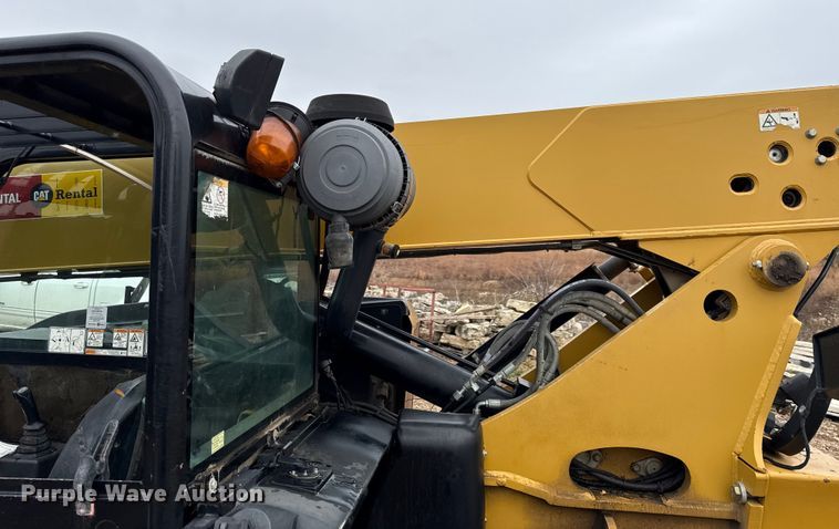 image for item EN0101 2015 Caterpillar TL642C telehandler