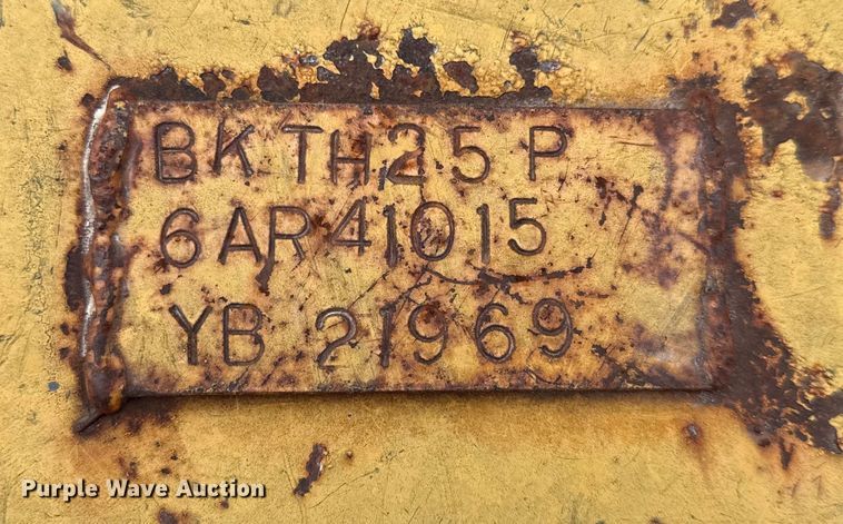 image for item EN0101 2015 Caterpillar TL642C telehandler