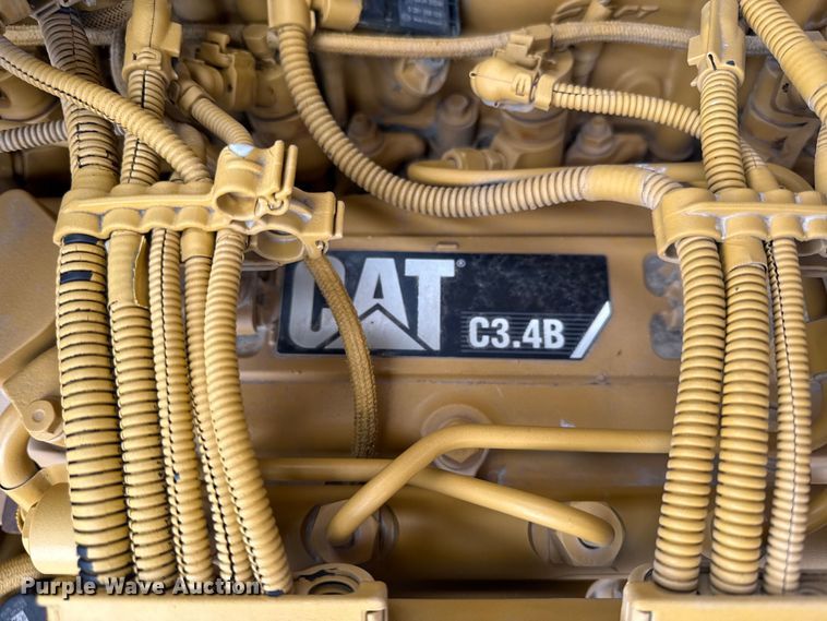 image for item EN0101 2015 Caterpillar TL642C telehandler