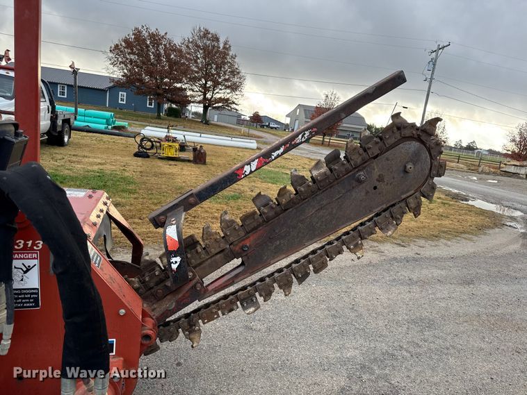 image for item EN0103 2004 Ditch Witch 3700 trencher