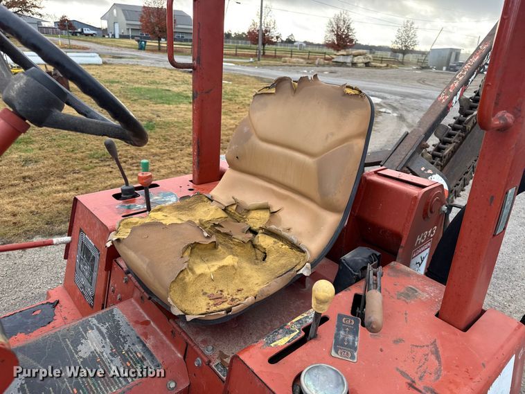image for item EN0103 2004 Ditch Witch 3700 trencher