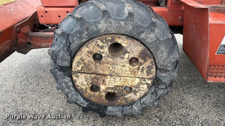 image for item EN0103 2004 Ditch Witch 3700 trencher