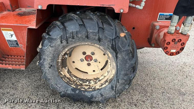 image for item EN0103 2004 Ditch Witch 3700 trencher