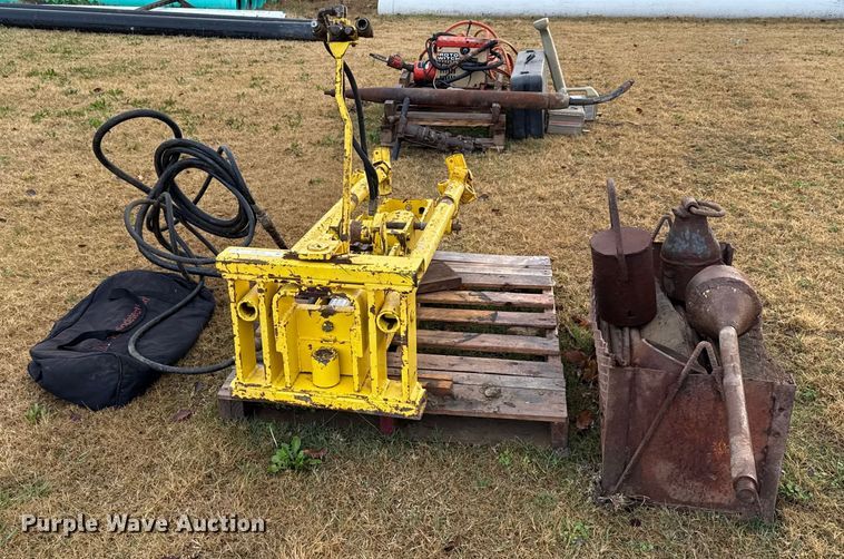 image for item EN0104 Ditch Witch Roto Witch piercing mole