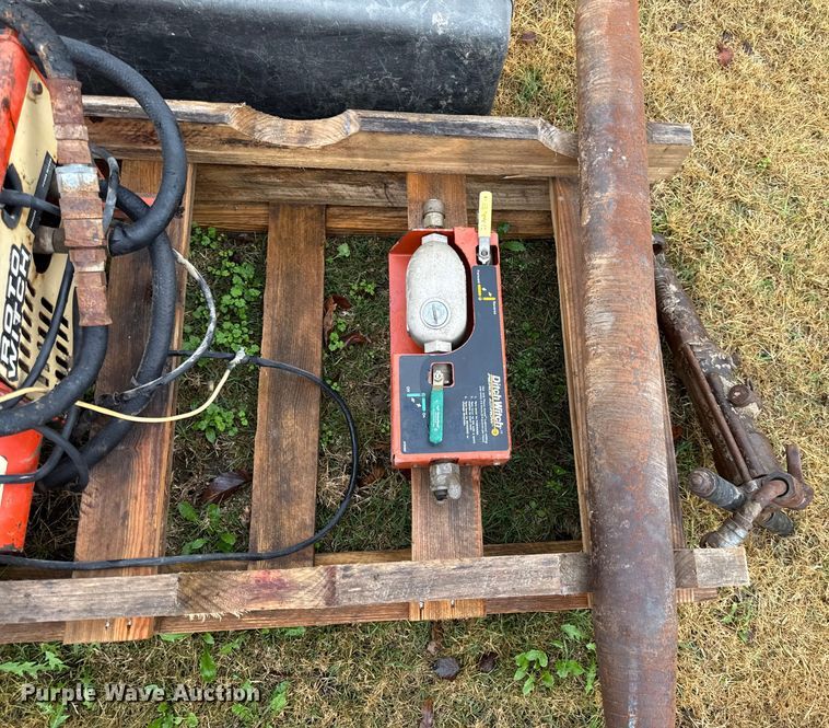 image for item EN0104 Ditch Witch Roto Witch piercing mole