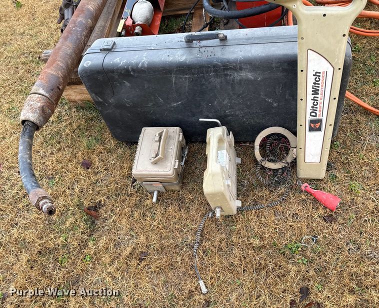 image for item EN0104 Ditch Witch Roto Witch piercing mole