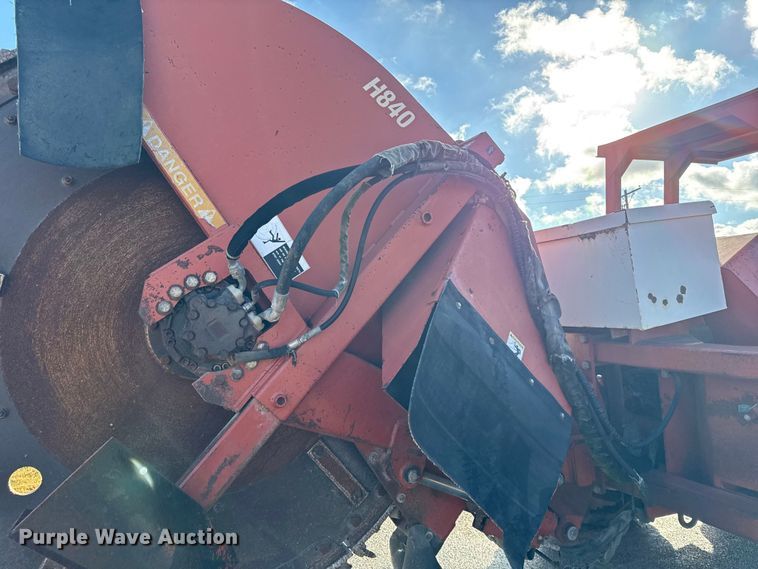 image for item EN0108 1996 Ditch Witch R100 rock saw