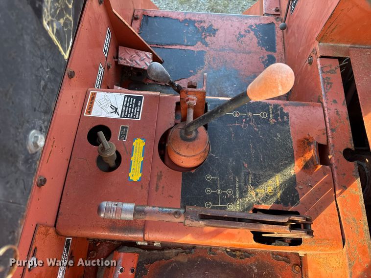 image for item EN0108 1996 Ditch Witch R100 rock saw