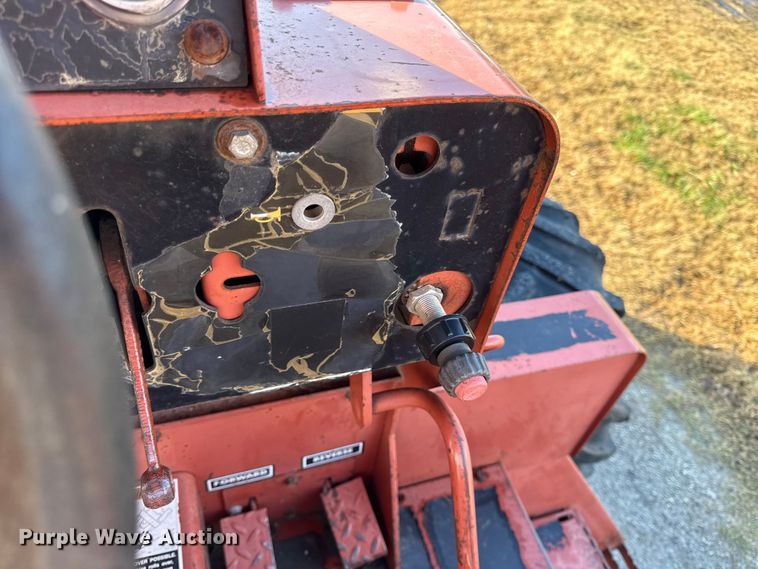 image for item EN0108 1996 Ditch Witch R100 rock saw