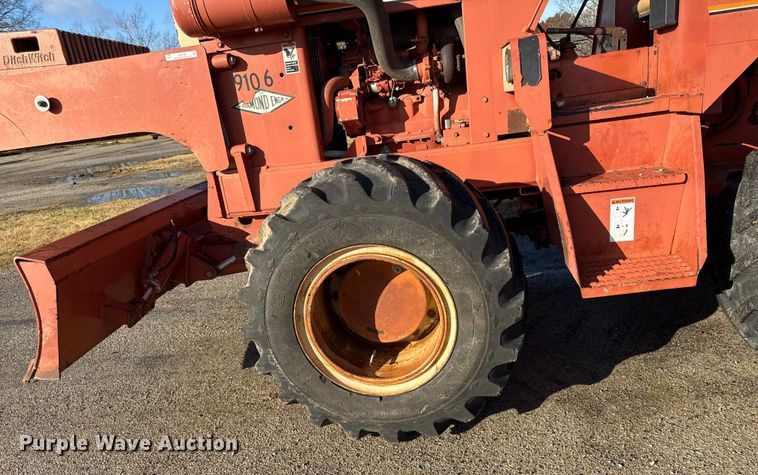 image for item EN0108 1996 Ditch Witch R100 rock saw