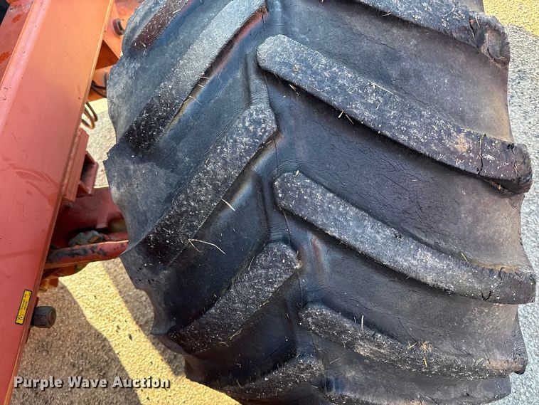 image for item EN0108 1996 Ditch Witch R100 rock saw