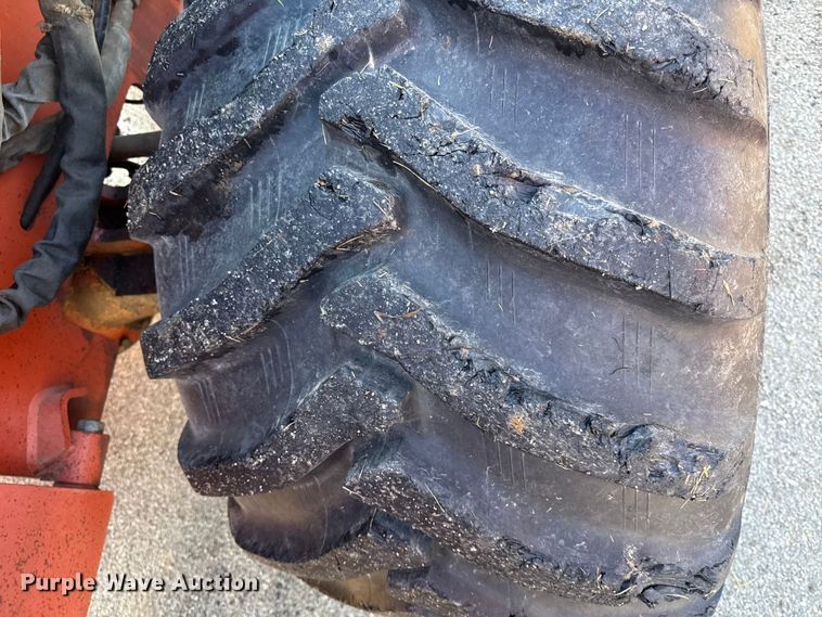 image for item EN0108 1996 Ditch Witch R100 rock saw