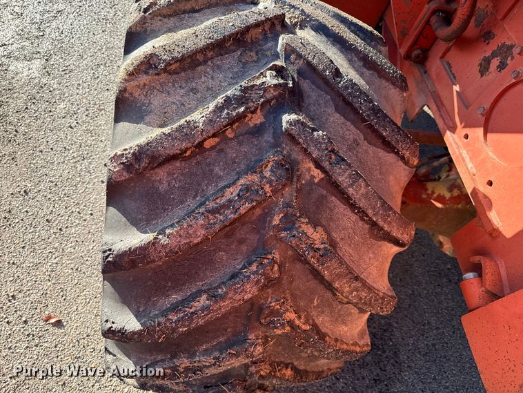 image for item EN0108 1996 Ditch Witch R100 rock saw