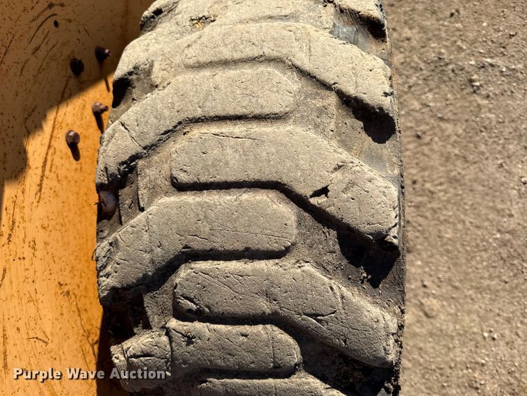 image for item EN0116 1994 Case 1845C skid steer loader