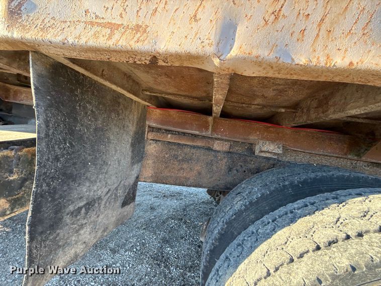 image for item EN0163 1980 Ford F8000 dump truck