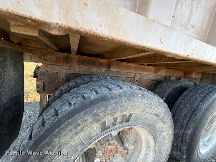 image for item EN0163 1980 Ford F8000 dump truck