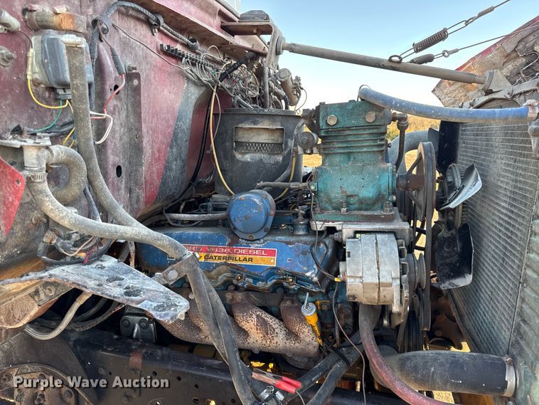 image for item EN0163 1980 Ford F8000 dump truck