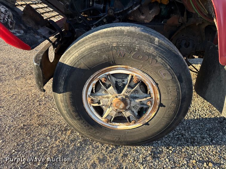 image for item EN0163 1980 Ford F8000 dump truck