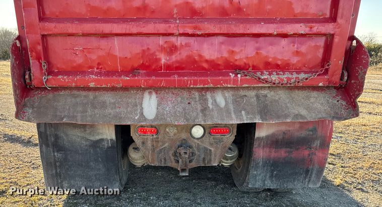 image for item EN0164 1981 Peterbilt 359 dump truck