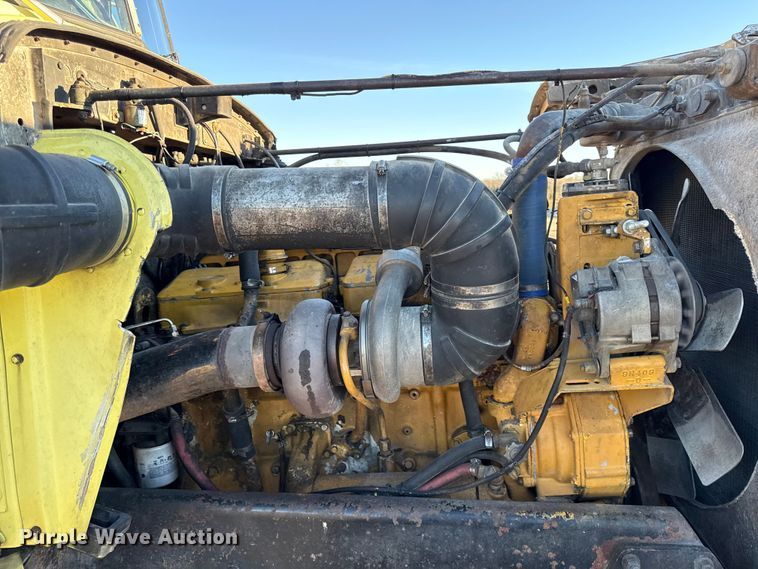 image for item EN0164 1981 Peterbilt 359 dump truck