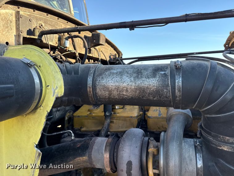 image for item EN0164 1981 Peterbilt 359 dump truck